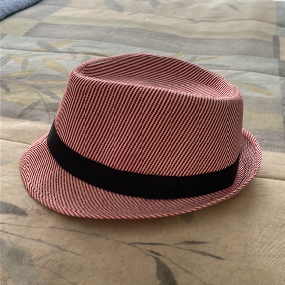 Red and White Striped Fedora Hat - Picture 1 of 6
